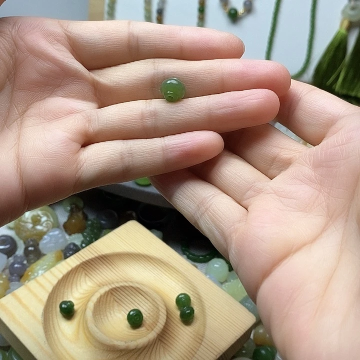 未镶嵌和田玉挂件?***࿐