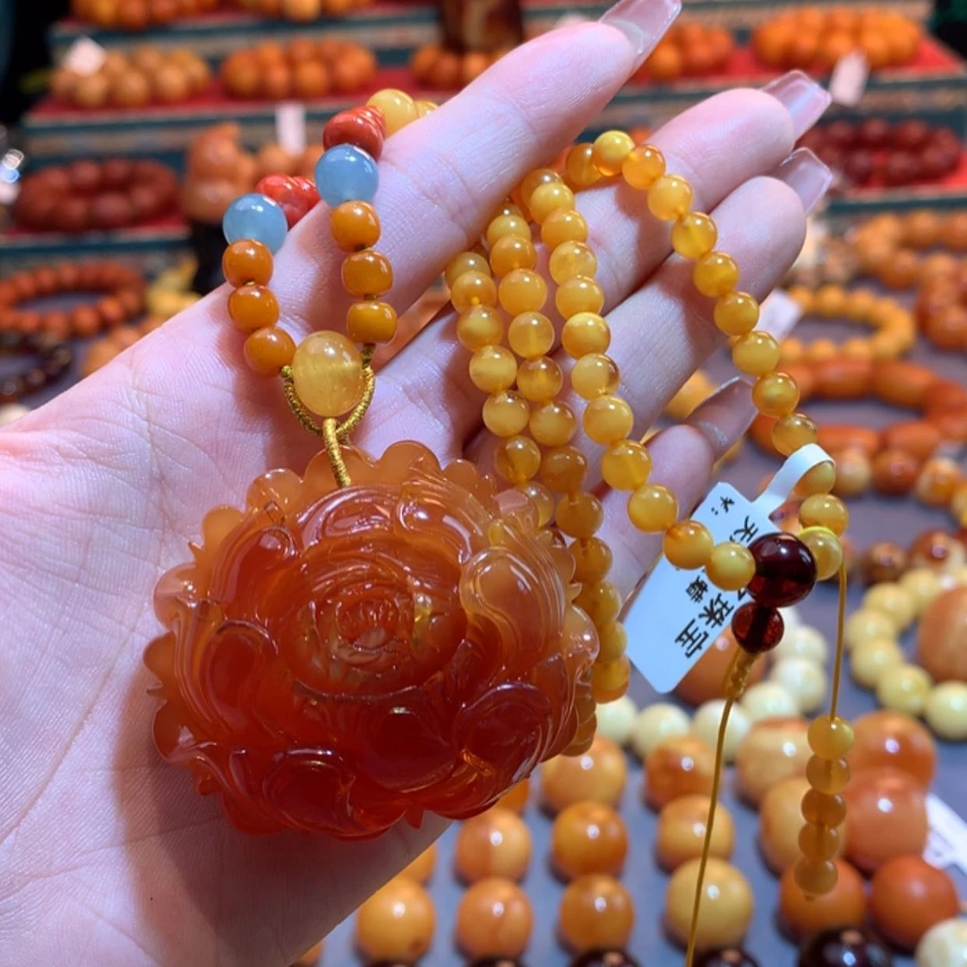 【闪购商品】未镶嵌吊坠(赠链)琥珀