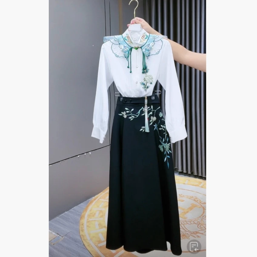 芙娜妮轻奢2024新款法优雅气质显瘦名媛减龄中国风女装F2333598B