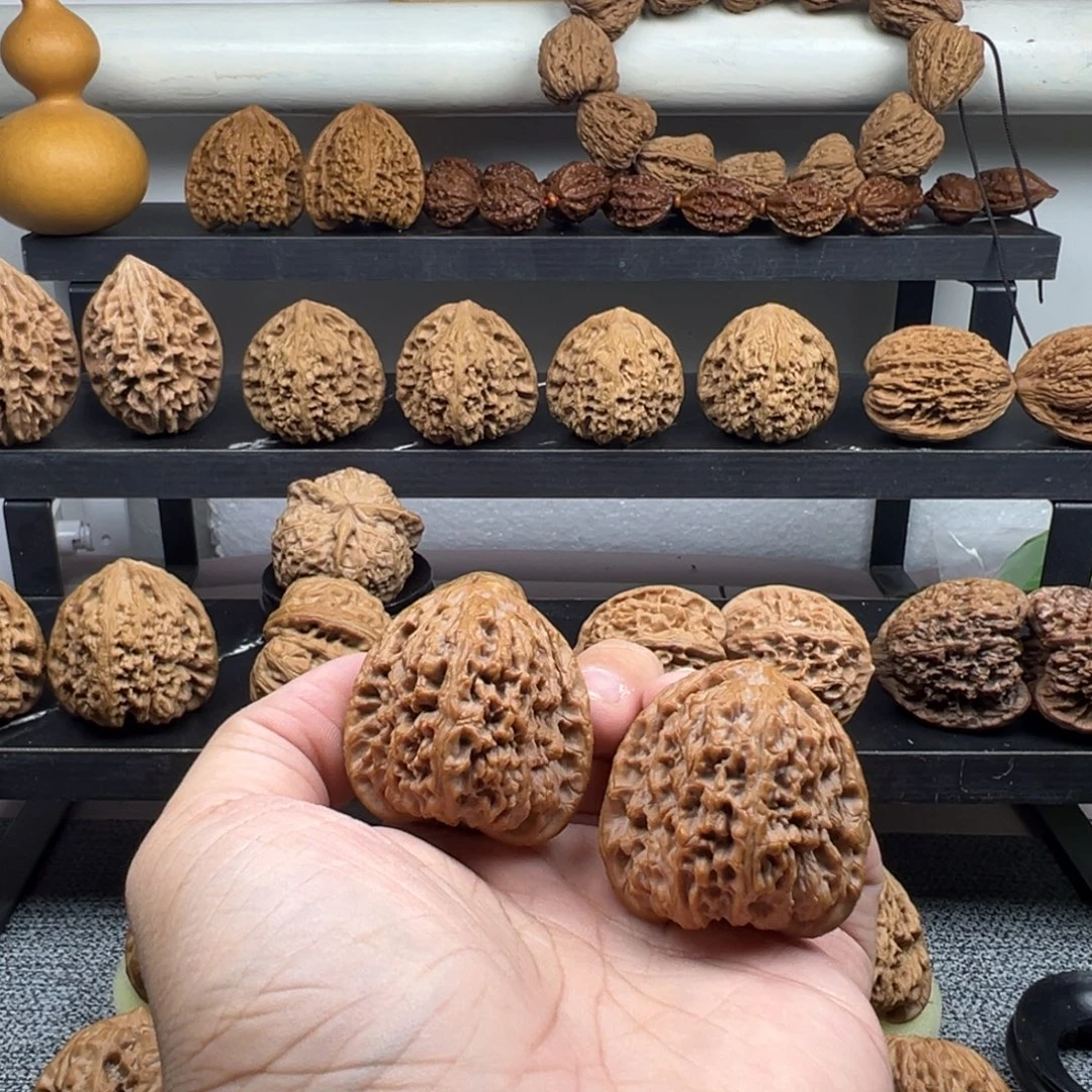 文玩核桃吊坠南疆石