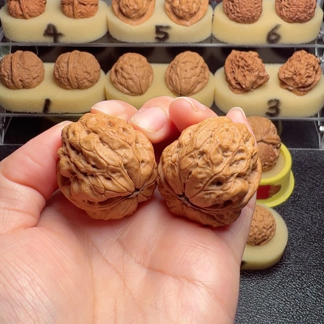 文玩核桃把件28号车