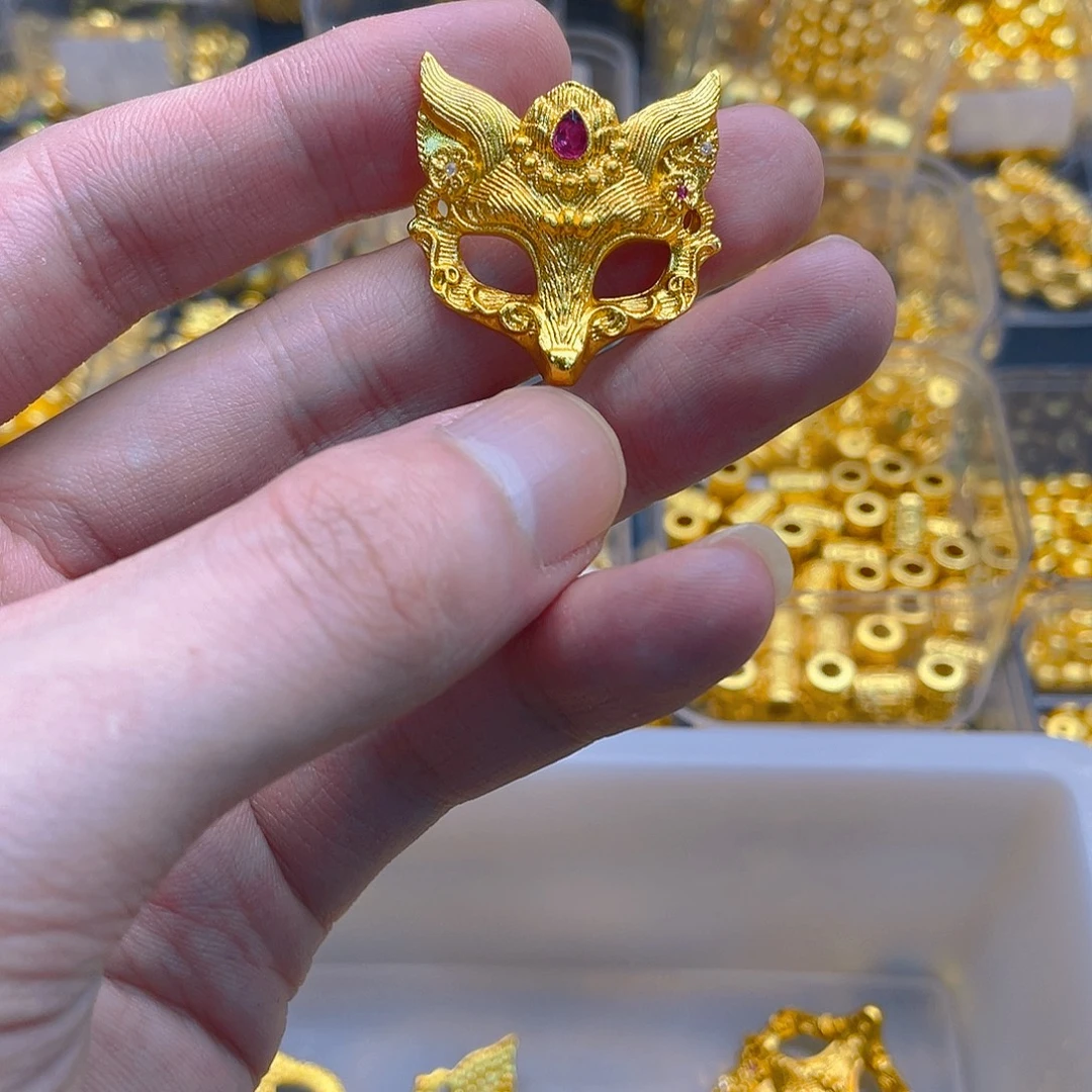 锆石铜合金狐狸面具1个