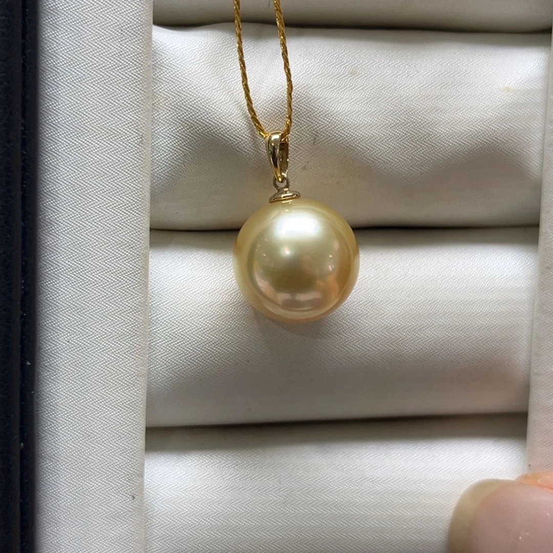 18K金镶嵌海水珍珠吊坠(不含链)12-13mm