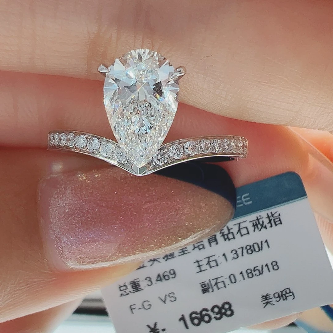 实验室培育钻石18K金镶嵌1.378ct18-19