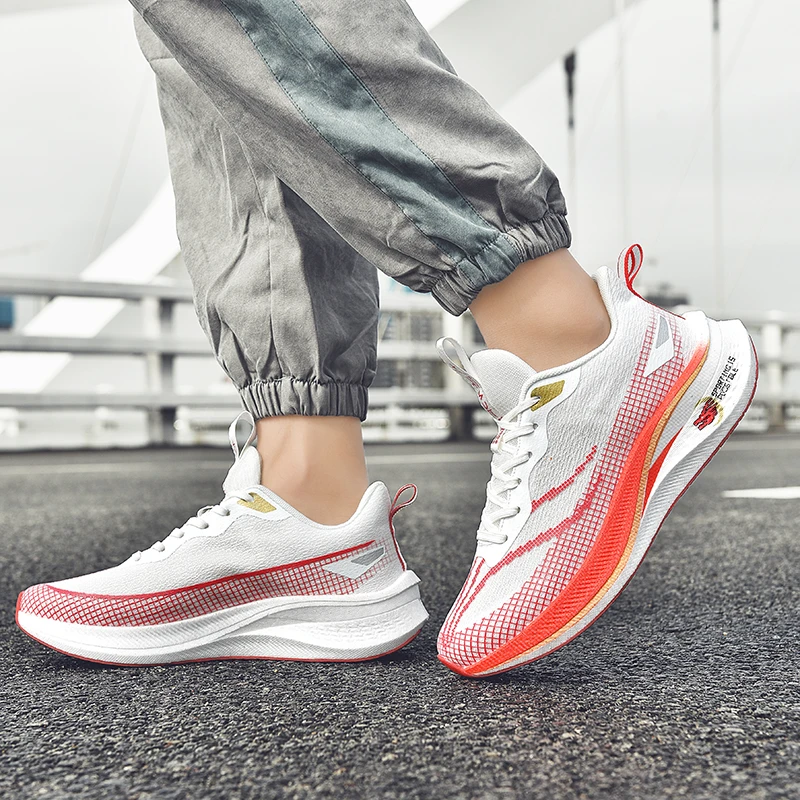 001-200断码男女情侣款 运动鞋