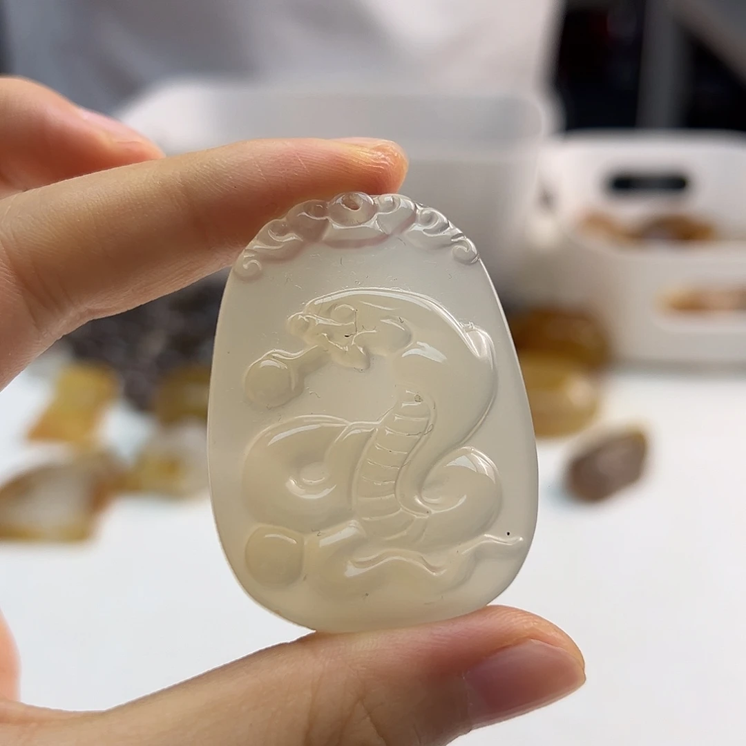 玛瑙/玉髓未镶嵌颈饰