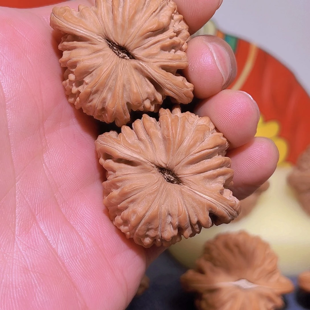 文玩核桃吊坠神**乐汉高楼42