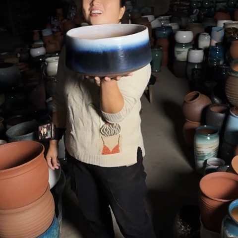 口26高14瑕疵一个盆子。