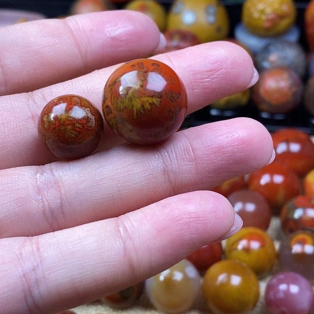 谷***业玛瑙/玉髓未镶嵌单珠