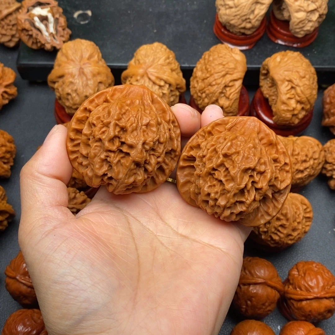 小***菇文玩核桃把件官帽