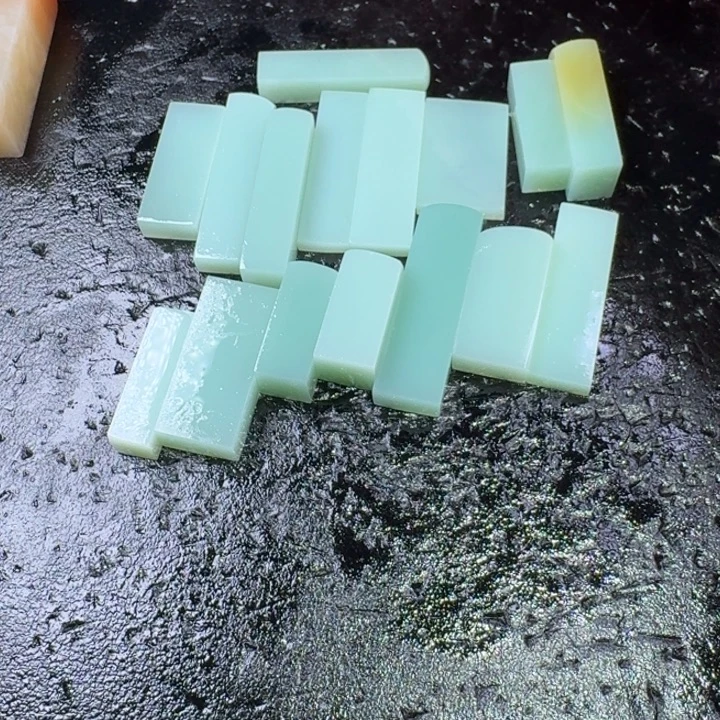 ****印石昌化石梅子青