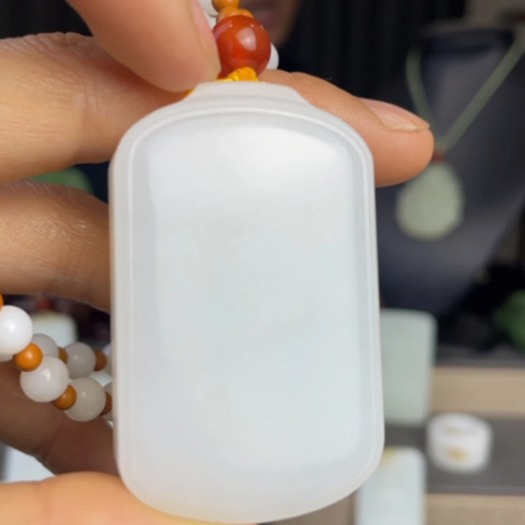 【闪购商品】和田玉颈饰未镶嵌