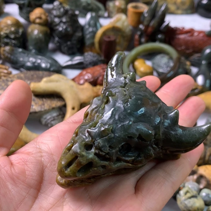 未镶嵌岫岩河磨玉（透闪石质玉）笔搁