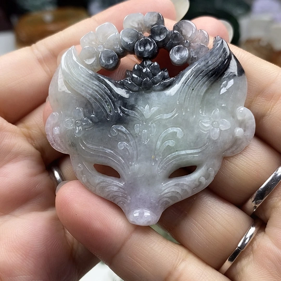 颈饰未镶嵌翡翠牌子