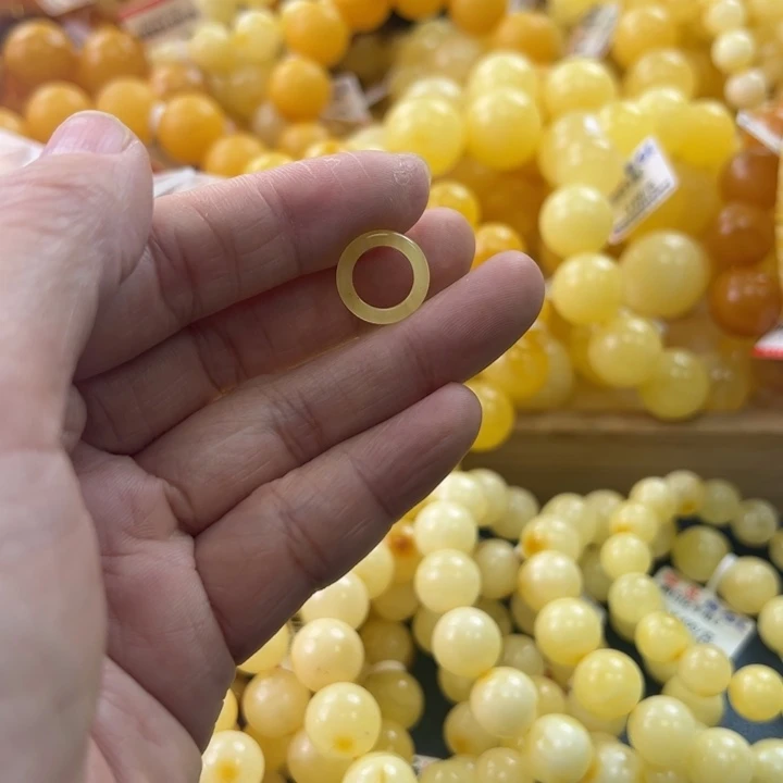 未镶嵌琥珀珠宝奇石