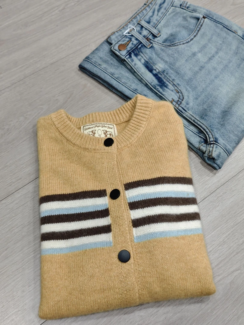 米蓝家名殿~拧黄条纹开衫500