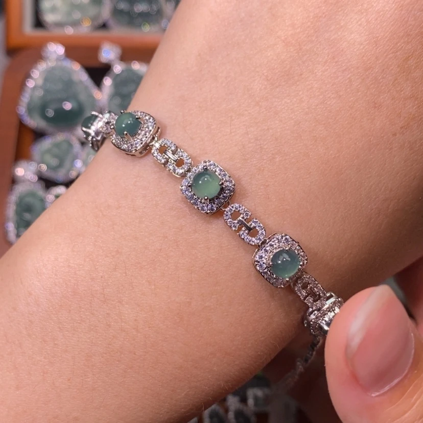 【闪购商品】翡翠未镶嵌颈饰天然