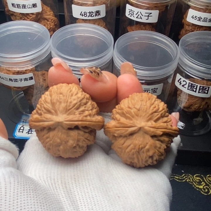 39全品白狮子文玩把件