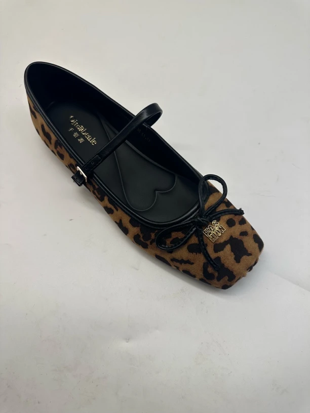 2462蝴蝶结平底方头修面单鞋休闲乐福鞋鞋子