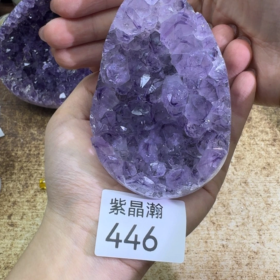 未镶嵌水晶大型摆件（非配饰）