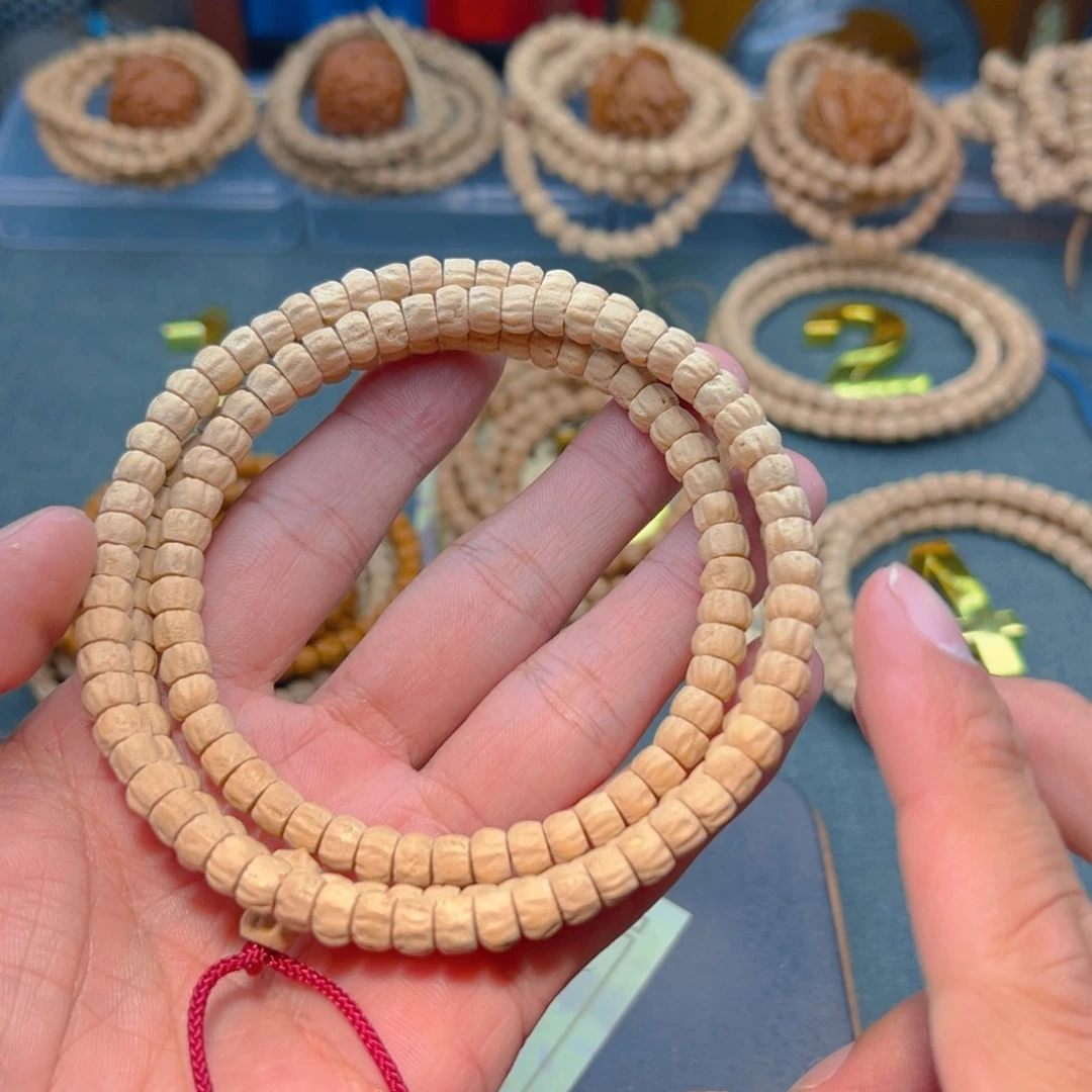 青***驰柏香籽/百香籽吊坠