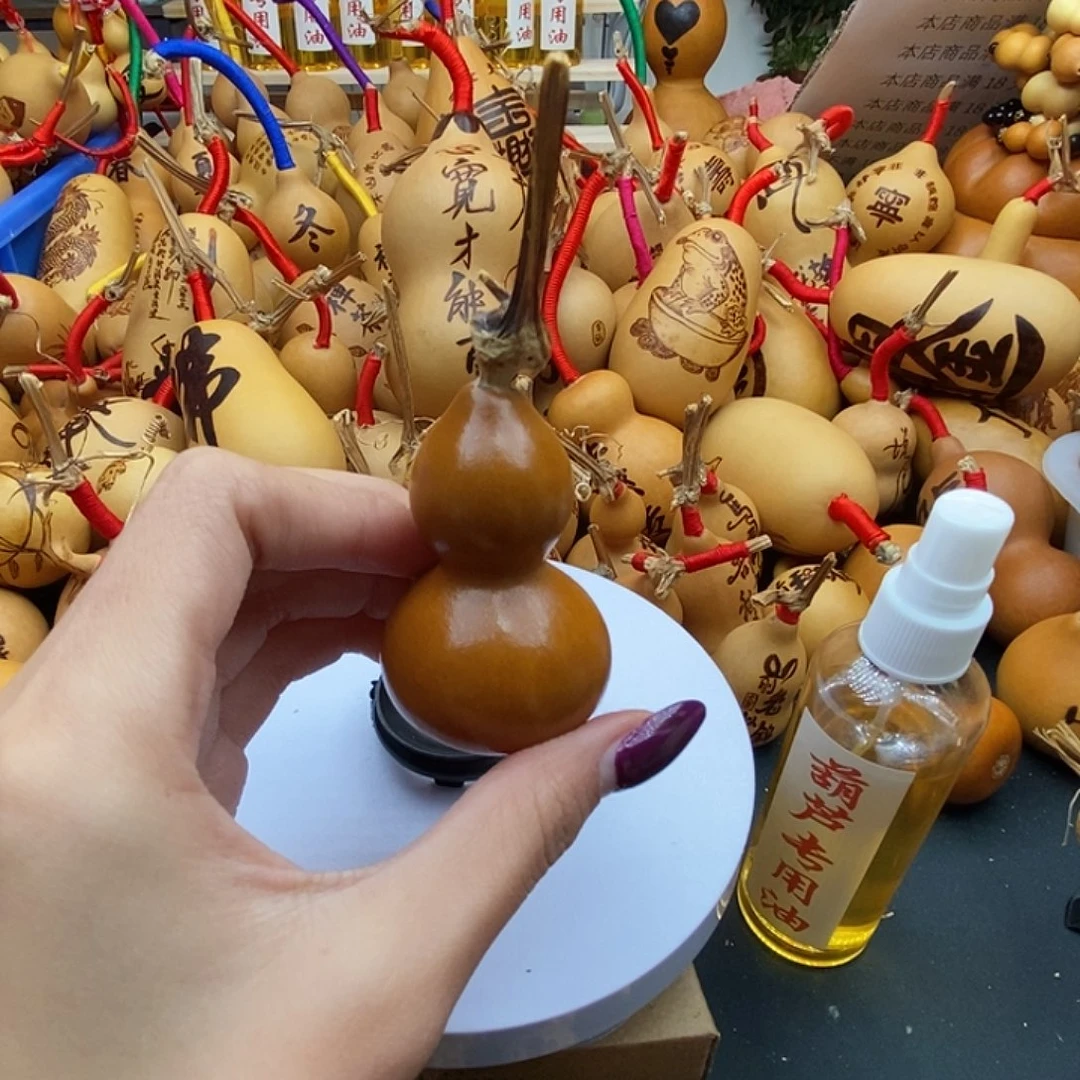 清***欢香榧木葫芦工艺品