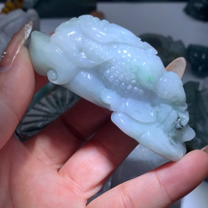 翡翠未镶嵌颈饰保真天然A货翡翠