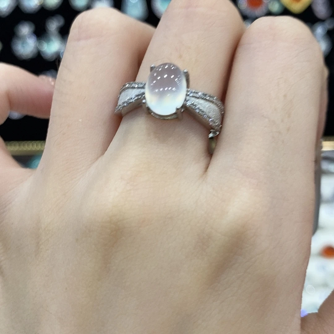 银S925镶嵌蛇纹石玉戒指