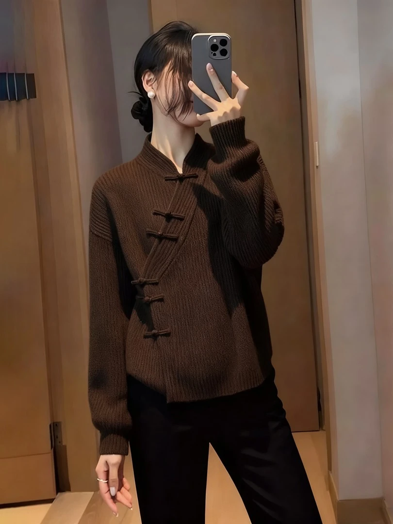 棕色立领复古新中式长袖针织衫2025秋冬女装新款减龄气质国风毛衣