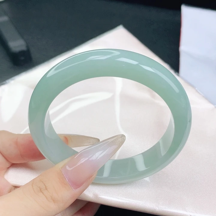 翡翠未镶嵌手镯56-57圈口