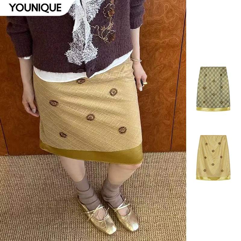 【ICE DUST】新品25秋冬时尚蕾丝格子钉珠半裙短裙女