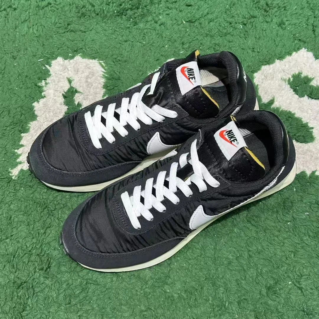 95新 MM6 42码/ Air/无原盒/487754