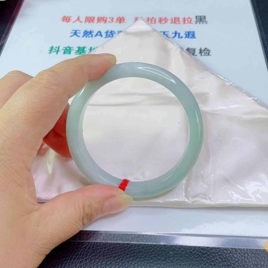 翡翠手镯未镶嵌～*～