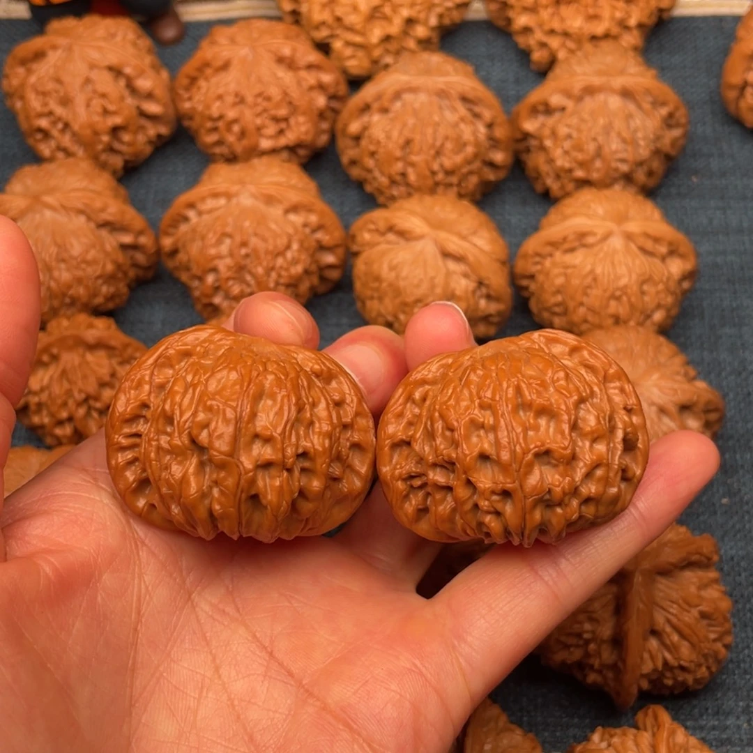 文玩核桃把件43全品毕业石子蝴蝶磨