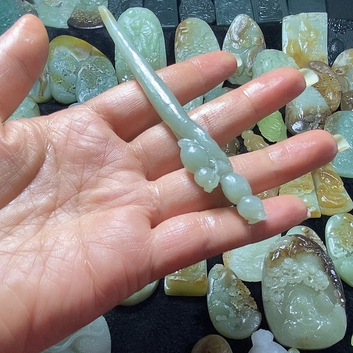 定制和田玉玉簪子。