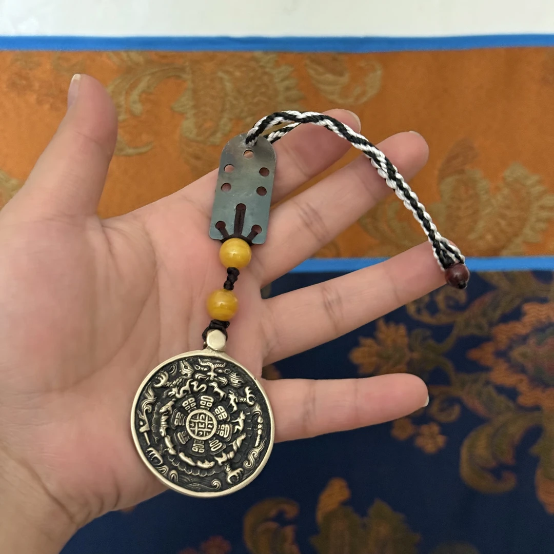 拉萨直发 民助仓999文化祈福挂饰