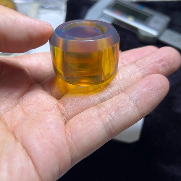 梦***清未镶嵌颈饰琥珀琥珀吊坠