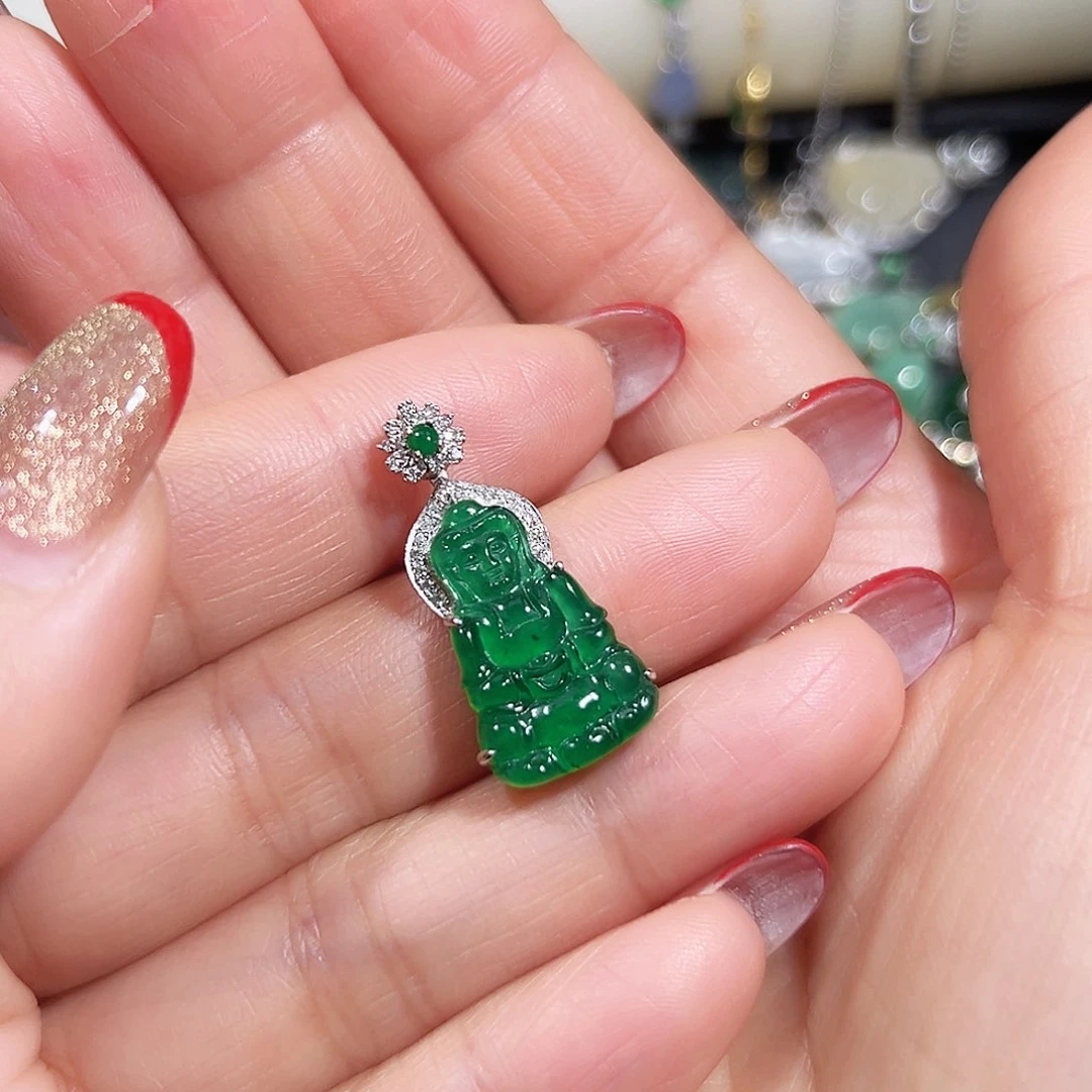 翡翠吊坠(不含链)18K金镶嵌