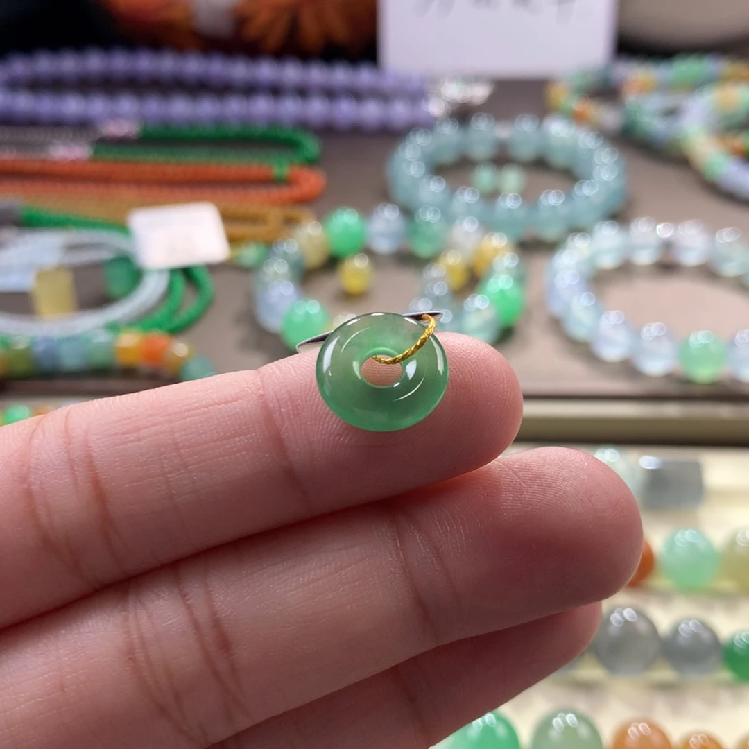 翡翠手链未镶嵌12.1X3冰绿甜甜圈