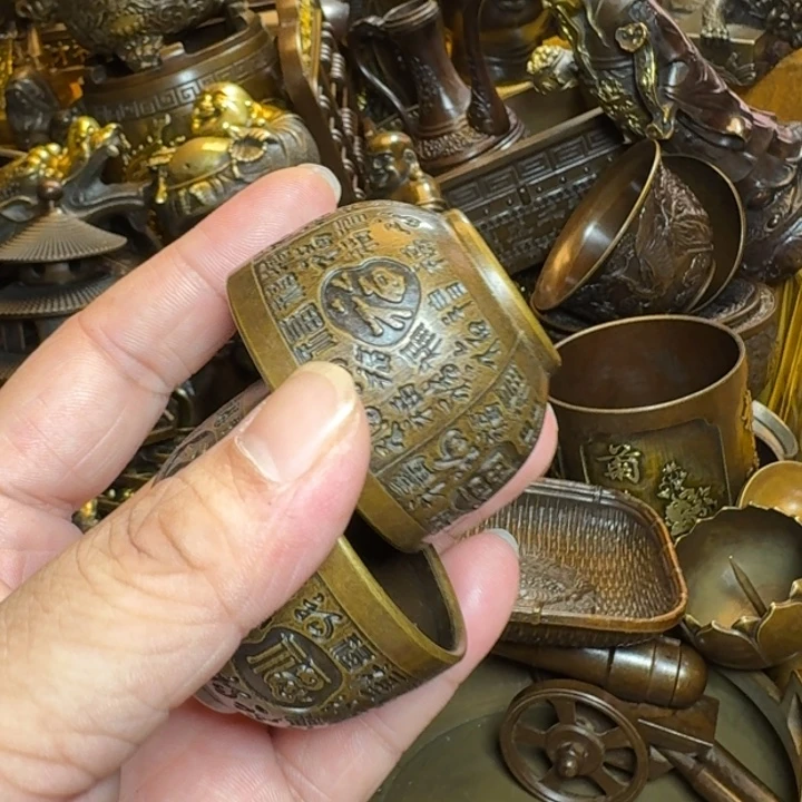 铜器摆件收收藏藏