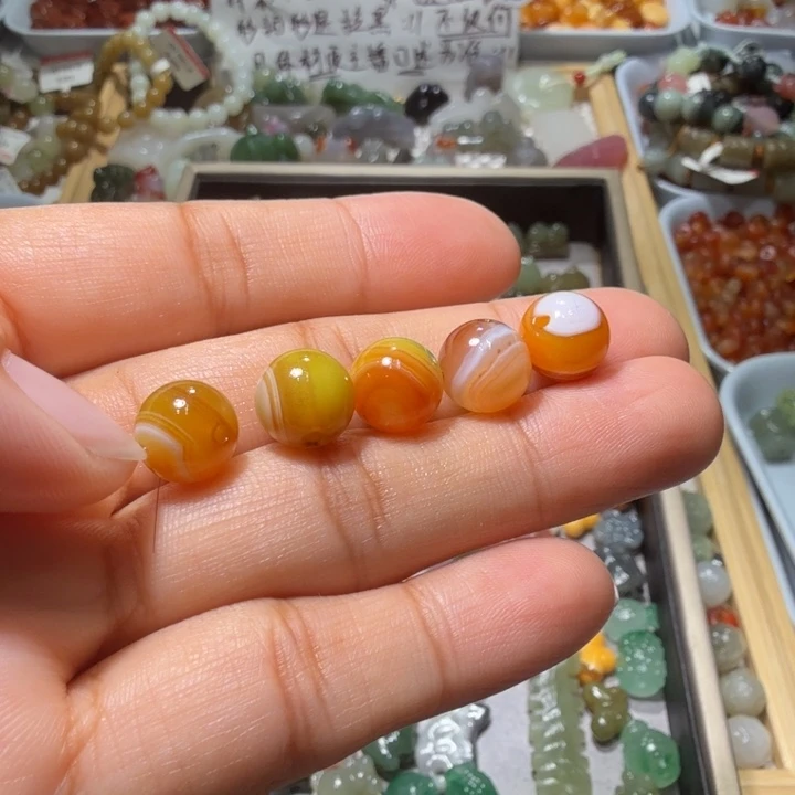和田玉未镶嵌珠宝半成品