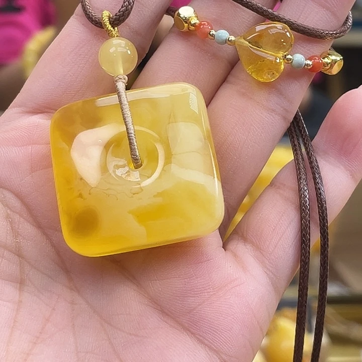 琥珀未镶嵌珠宝奇石琥珀h41