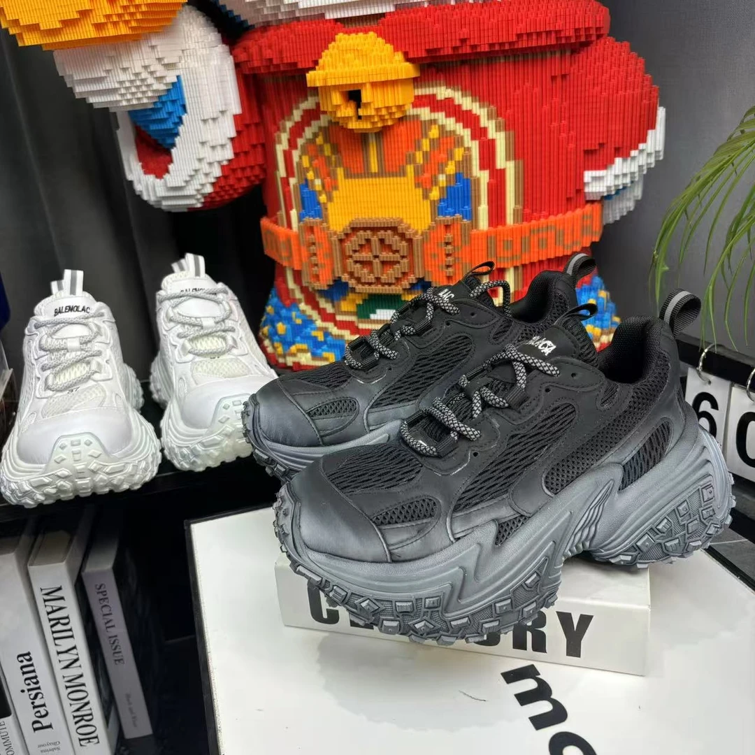 【飘飘】定制款“一口榴莲苏”新款软底超轻厚底增高百搭休闲鞋-13379