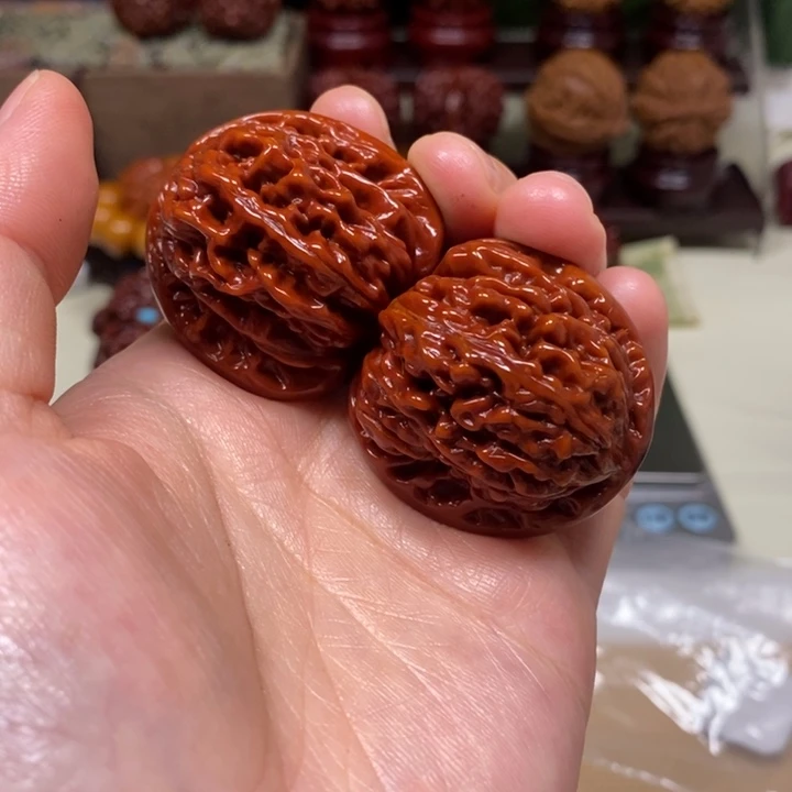 文玩核桃吊坠四座楼
