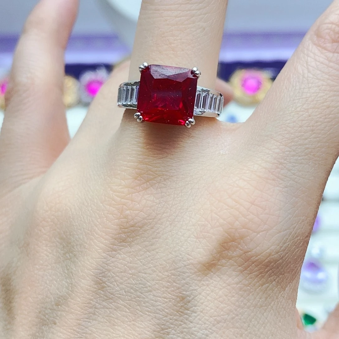 未镶嵌戒指红宝石