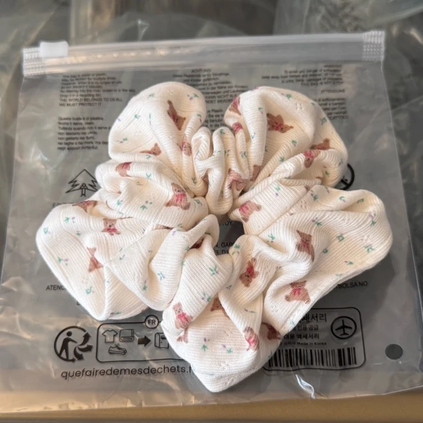 TT912 泡菜尾单针织小熊碎花米白色大肠圈｜淘贩