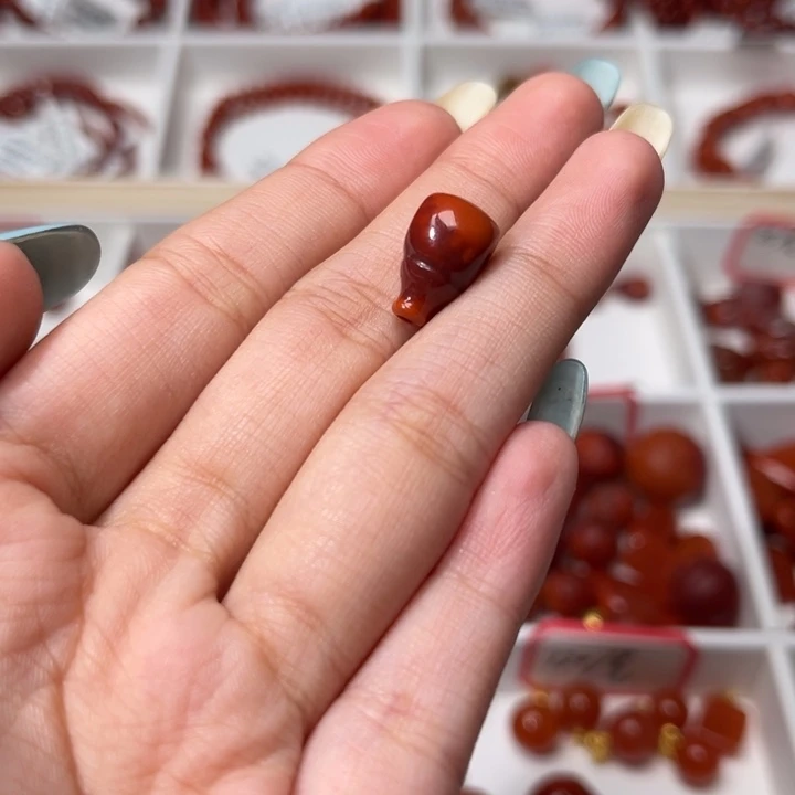 南红玛瑙未镶嵌三通满肉柿子红牛血红三通8X9mm