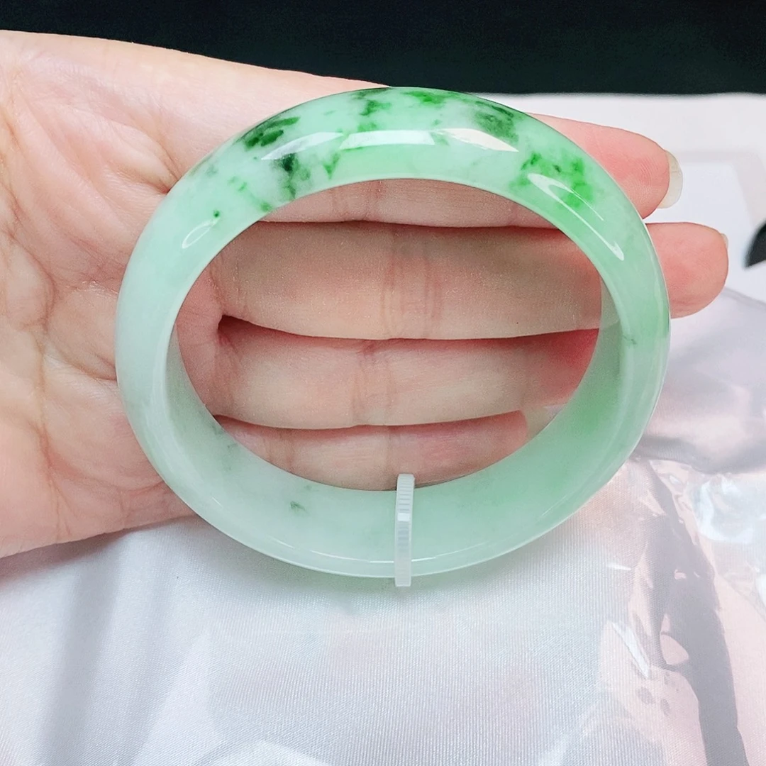 翡翠未镶嵌手镯轮胎60