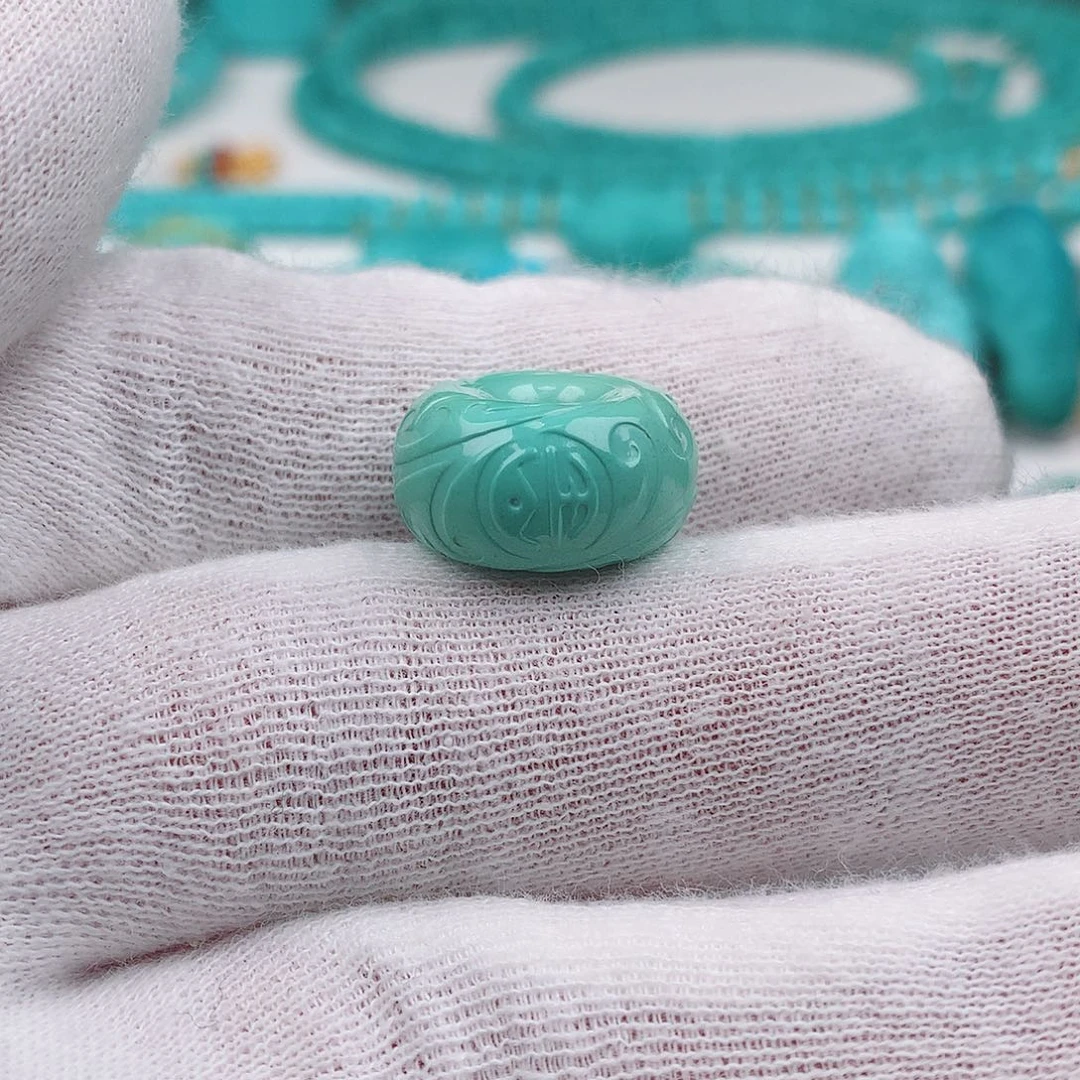 绿松石未镶嵌博古纹面包圈3.62克