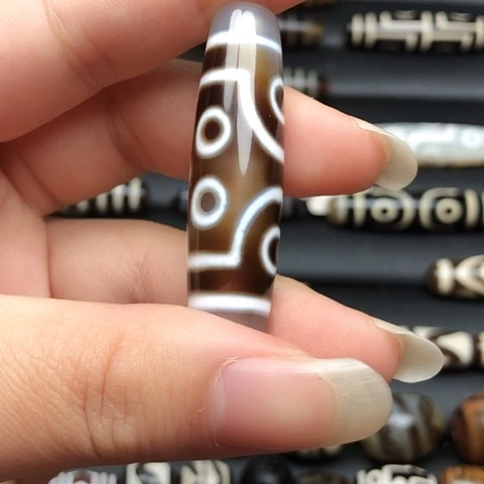 六***顺玛瑙/玉髓未镶嵌颈饰